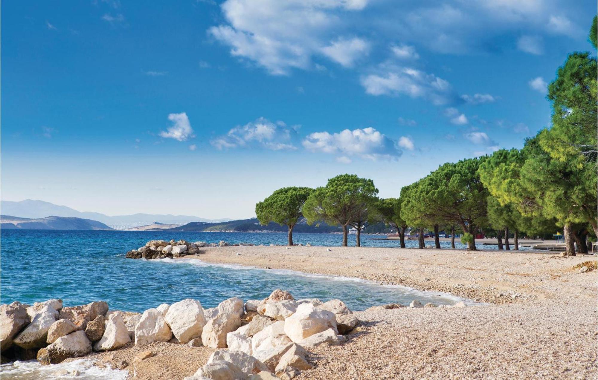 Nice Apartment In Crikvenica With Wifi Εξωτερικό φωτογραφία