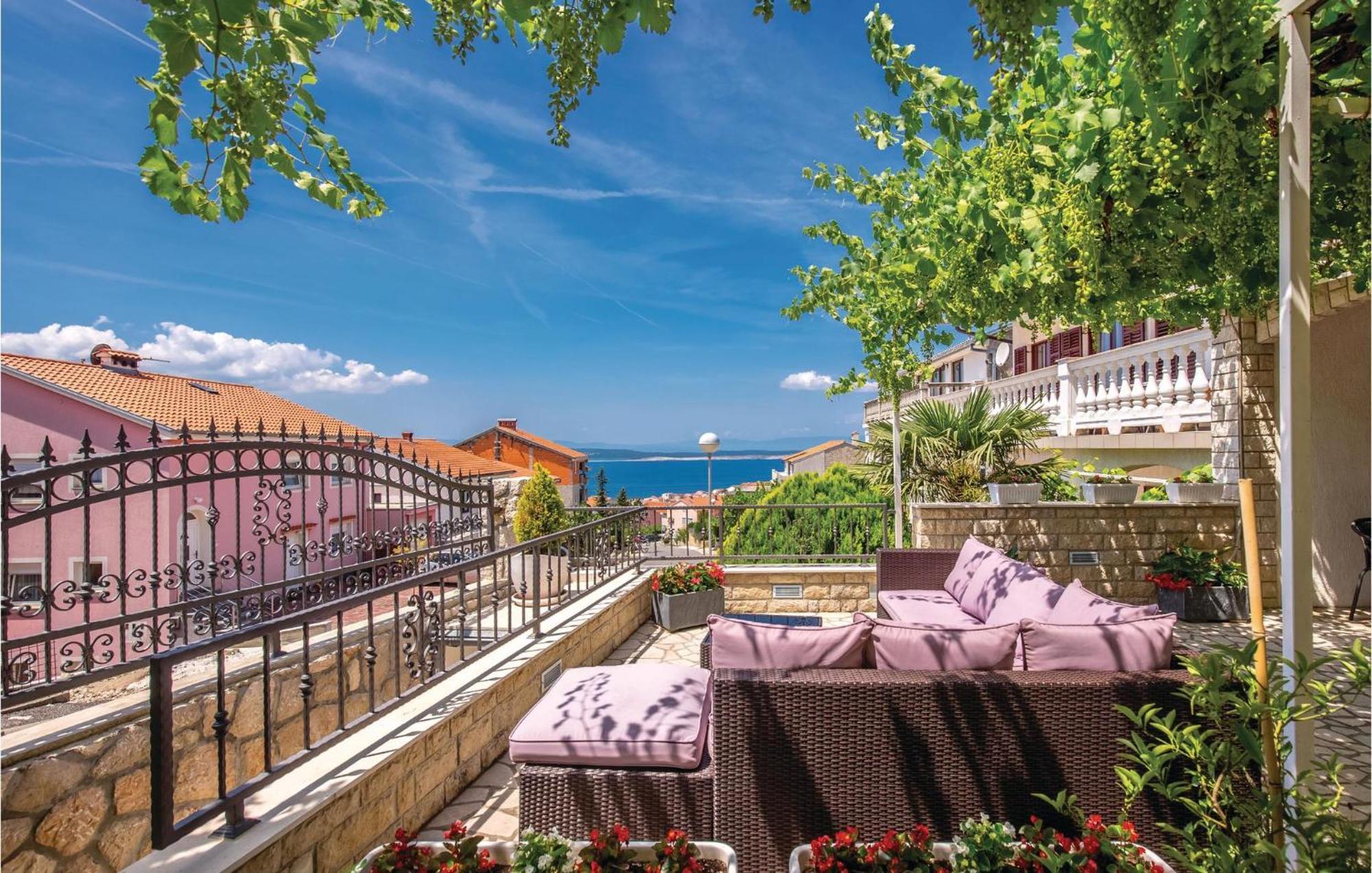 Nice Apartment In Crikvenica With Wifi Εξωτερικό φωτογραφία